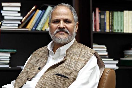 લાઇબ્રેરીમાં ઘુસી પોલીસ