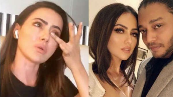 તેનો ફોન છીનવી લીધો