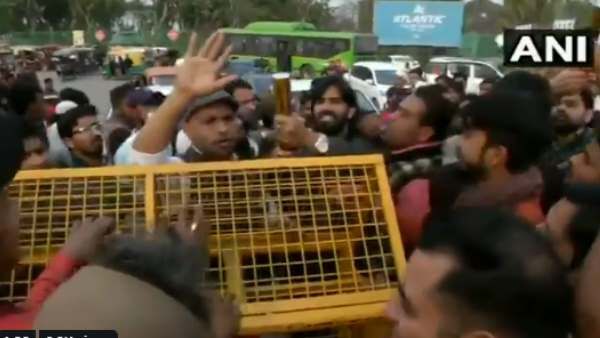 સરકારે નિયુક્ત કર્યા મધ્યસ્થી સરકારે નિયુક્ત કર્યા મધ્યસ્થી