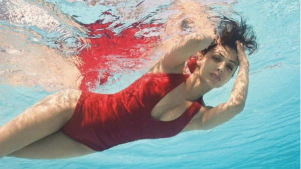 પીરિયડઝના કારણે તમને સ્વિમીંગ કરવાથી લાગે છે ડર, તો જાણો શું કરશો