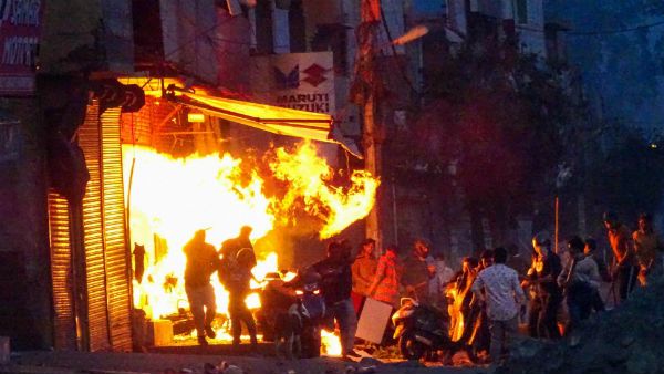 હિંદુ શેર હોય છે, સૂતો નથી હિંદુ શેર હોય છે, સૂતો નથી