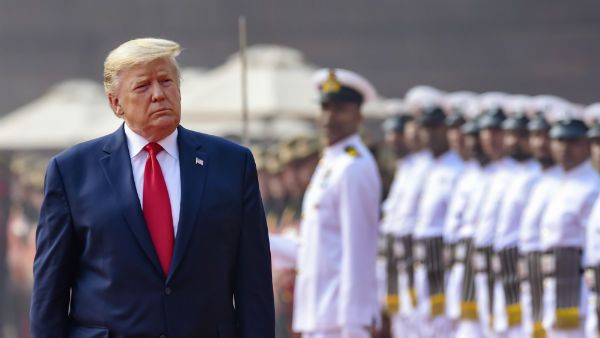 સ્ટાટર્સમાં આલૂ ટીક્કી અને પાલક પાપડી સ્ટાટર્સમાં આલૂ ટીક્કી અને પાલક પાપડી