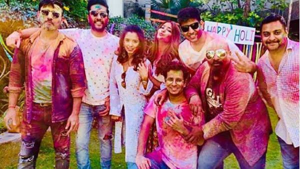 આટલા બધા સ્ટાર્સ એક સાથે!!