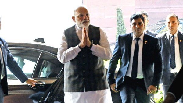 થાળી કે તાળી વગાડવા માટે કેમ કહ્યુ PM મોદીએ?