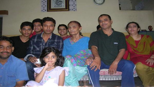 સંભળાવ્યા કરતા હતા મુનવ્વર રાણા