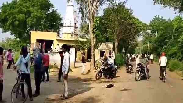 ચિપીયો ઉપાડવાને લઇને થયો હતો વિવાદ ચિપીયો ઉપાડવાને લઇને થયો હતો વિવાદ