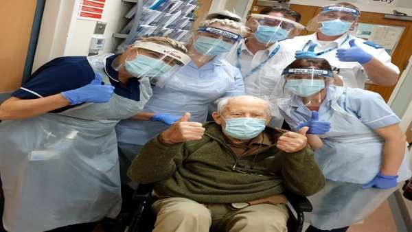 Good News: 101 વર્ષના દાદા કોરોના વાયરસને મ્હાત આપી ઘરે પાછા આવ્યા