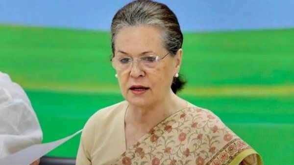 સોનિયા ગાંધીએ પણ આ સૂચનો આપ્યા હતા સોનિયા ગાંધીએ પણ આ સૂચનો આપ્યા હતા