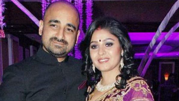 8 વર્ષના લગ્ન, 1 દીકરો, શું ખરેખર પતિથી અલગ થઈ રહી છે સુનિધિ, જાણો સત્ય