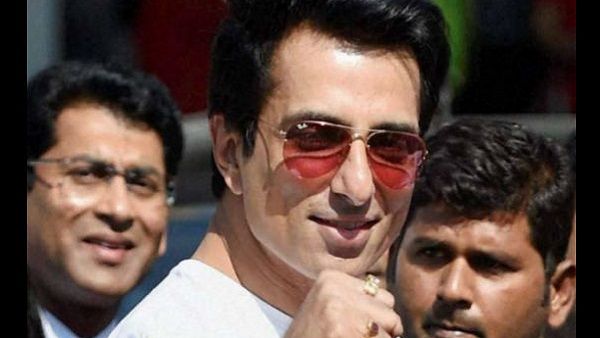 હજારો મજૂરોને ઘરે પહોંચાડ્યા હજારો મજૂરોને ઘરે પહોંચાડ્યા