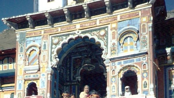 મુર્તીઓનો મેળો