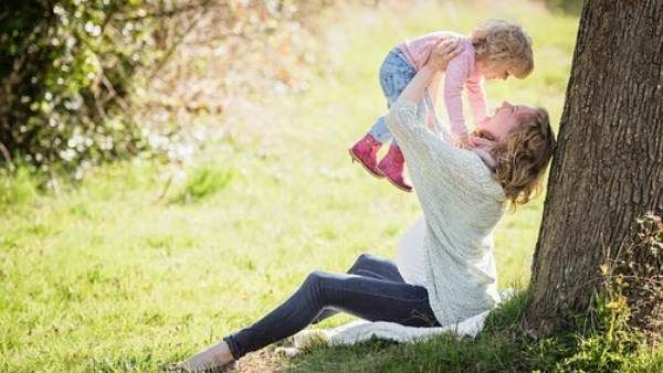 Mother's Day 2020: આખરે કેમ મનાવવામાં આવે છે મધર્સ ડે, જાણો કેવી રીતે થઈ શરૂઆત