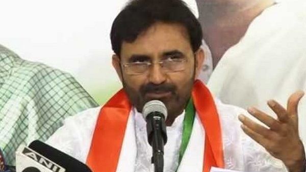 સ્વામીના ટ્વીટથી કોંગ્રેસને મોકો, પત્રકારની ધરપકડ પર ગોહિલે CMને ઘેર્યા