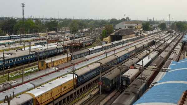 12 મેથી શરૂ થઈ રહી છે ટ્રેન સેવા