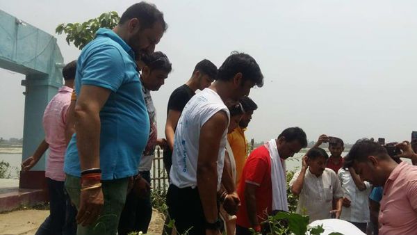 પિતાના ઘડપણનો સહારો છીનવાઈ ગયો