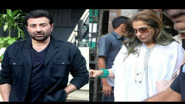 સની દેઓલને છોટે પાપા કહીને બોલાવે છે દીકરીઓ સની દેઓલને છોટે પાપા કહીને બોલાવે છે દીકરીઓ