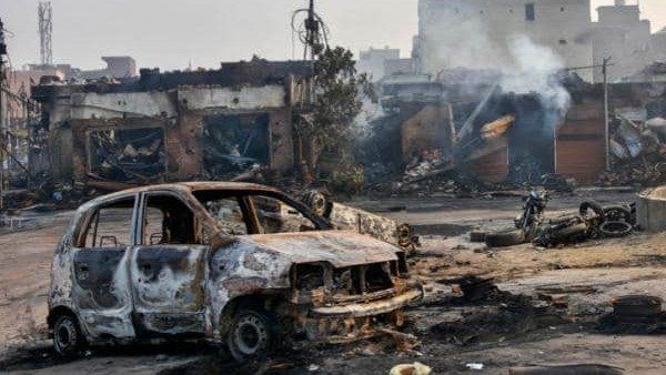 ચાર્જશીટમાં સ્વરાજ ભારતના વડા યોગેન્દ્ર યાદવનું નામ પણ છે