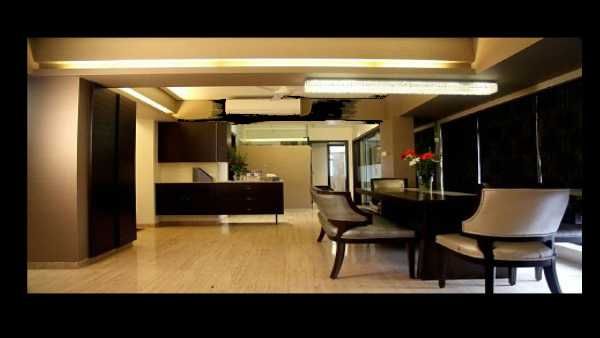 માત્ર બે કે ત્રણ રંગોથી ભર્યુ છે સોનૂ સૂદનુ ઘર