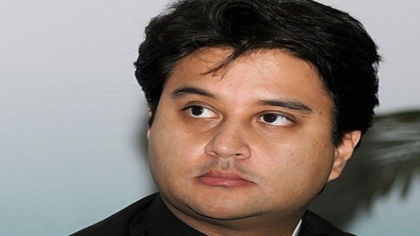 જ્યોતિરાદિત્ય સિંધિયાએ કોરોના સામે જીતી જંગ, ઠીક થઇને આવ્યા ઘરે