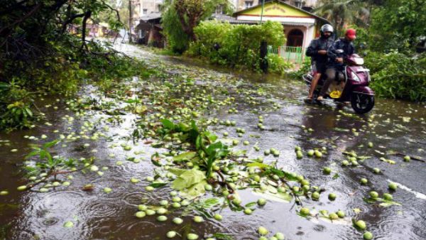 Cyclone Nisarga: મહારાષ્ટ્રમાં ભારે વરસાદનું અલર્ટ, તોફાનને કારણે 3 લોકોના મોત
