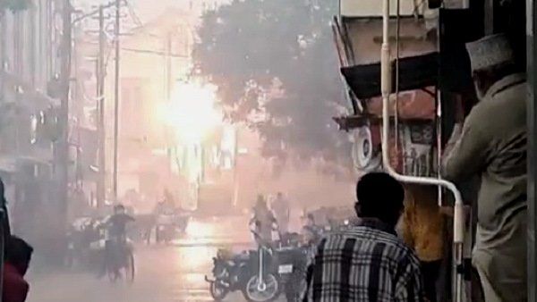 સૌરાષ્ટ્રમાં ગાજવીજ સાથે વરસાદ, વિજળીથી ટ્રાંસફોર્મરમાં થયો ધડાકો