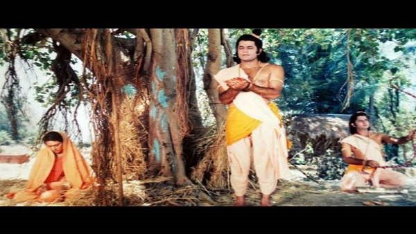 રામાયણ ના સેટ પર સાપ જોઇ ભાગી ગયા હતા રામ-સીતા-લક્ષ્મણ, દીલચસ્પ કીસ્સો