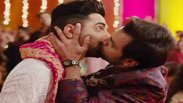 ઇન્ટીમેન્ટ સીનમાં હવે એક્ટર હીરોઇનને નહી પરંતુ પુતળાઓને કરશે હગ, શુટીંગમાં થયો બદલાવ