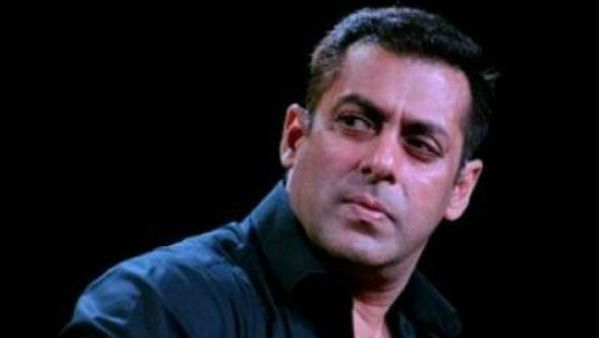 વેશ્યાવૃત્તિ અને આત્મહત્યા માટે મજબૂર