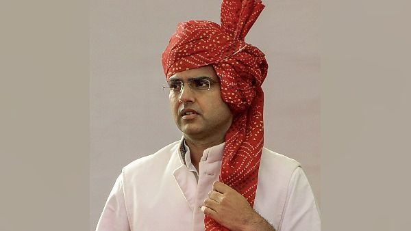 વિદ્રોહી ધારાસભ્યોની અયોગ્યતા સાથે જોડાયેલો છે કેસ વિદ્રોહી ધારાસભ્યોની અયોગ્યતા સાથે જોડાયેલો છે કેસ