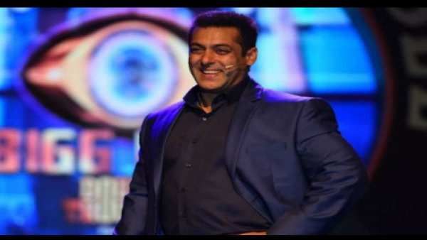 સ્ટાર્સ પર સાધવામાં આવી રહ્યુ છે નિશાન