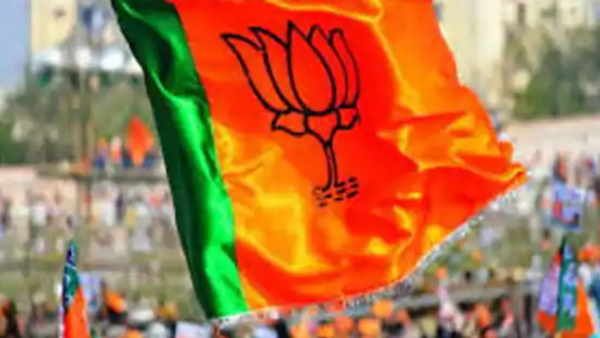 બિહાર: ભાજપના 75 નેતાઓ કોરોના પોઝિટીવ, ડીએમ ઓફીસમાં 14 કોરોના પોઝિટીવ