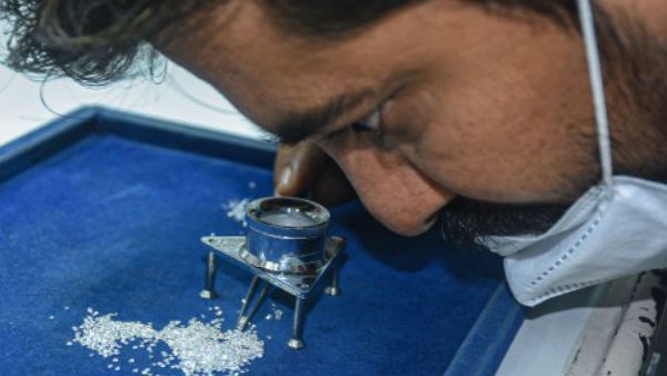 અગાઉ પણ મજૂર માલામાલ થઇ ચૂક્યો છે અગાઉ પણ મજૂર માલામાલ થઇ ચૂક્યો છે