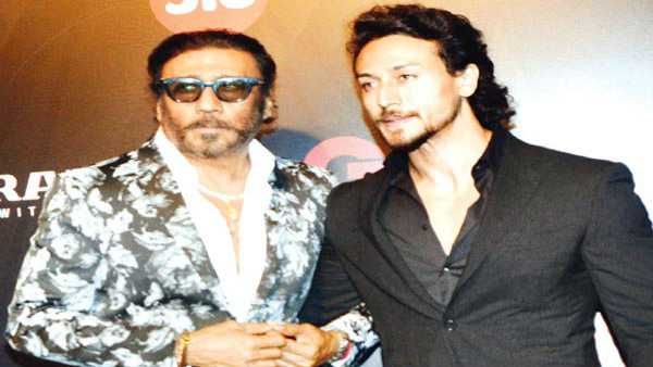 પિતાની 30 વર્ષોની સ્ટ્રગલ છતાં સ્ટારકિડ્ઝે કરવી પડે છે બમણી મહેનત