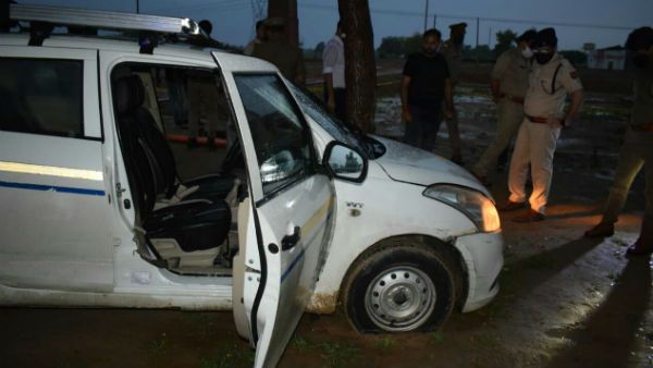 મોસ્ટવોન્ટેડ ગેંગસ્ટર વિકાસ દુબે હજી પણ ફરાર