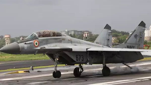 લદ્દાખમાં નૌકાદળ સક્રિય 