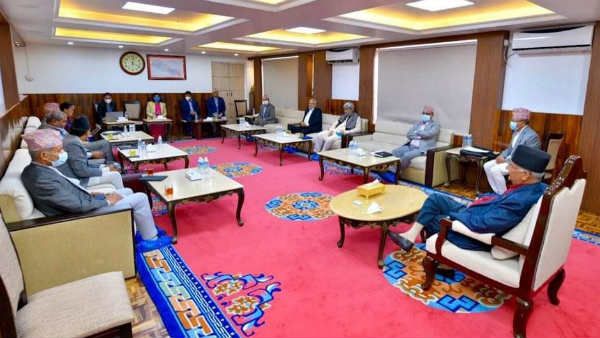 નેપાળમાં રાજકીય ઘમાસાન, PM ઓલીના ઘરે થયેલ બેઠકમાં બજેટ સત્ર કેંસલ કરવાનો ફેંસલો