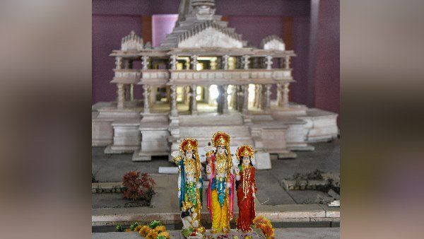 માત્ર 175 લોકોને જ આમંત્રણ માત્ર 175 લોકોને જ આમંત્રણ