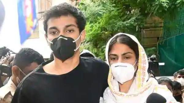 શોવિક કહે છે - ડૂબીઝ લેતો આવજે શોવિક કહે છે - ડૂબીઝ લેતો આવજે