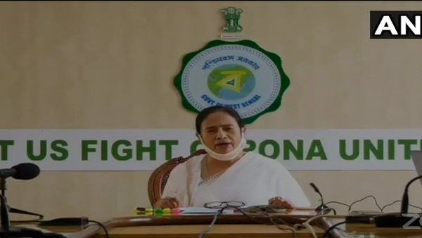 NEET-JEE પર કેન્દ્ર નહી સાંભળે તો આપણે સુપ્રીમ કોર્ટ જઇશું: મમતા બેનરજી