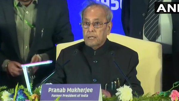 આ લોકોએ પ્રણવ મુખર્જીના જલ્દી સાજા થવાની પ્રાર્થના કરી આ લોકોએ પ્રણવ મુખર્જીના જલ્દી સાજા થવાની પ્રાર્થના કરી