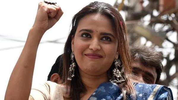 આ સ્ટારોએ પણ આપી શુભકામનાઓ આ સ્ટારોએ પણ આપી શુભકામનાઓ