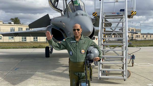 10 સપ્ટેમ્બરે વાયુસેનાના કાફલામાં સામેલ થશે રાફેલ, ફ્રાંસના સંરક્ષણમંત્રને આમંત્રણ