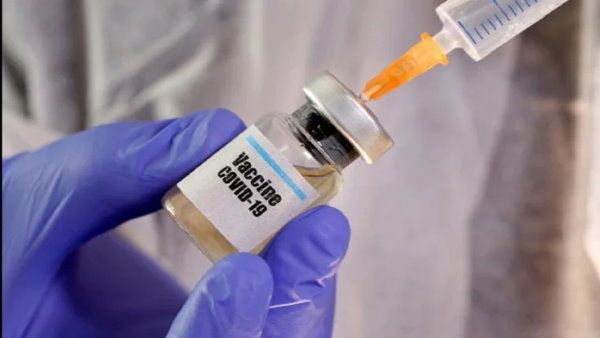 કોરોના વેક્સિન: સીરમ ઇન્સ્ટીટ્યુટે શરૂ કર્યુ ત્રીજા ચરણનું ટ્રાયલ, 1600 લોકોને અપાશે ડોઝ