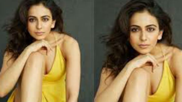 સારા અલી ખાન, રકુલ પ્રીત સિંહ અને સિમોન ખંભાતાન નામ આવ્યુ સામે સારા અલી ખાન, રકુલ પ્રીત સિંહ અને સિમોન ખંભાતાન નામ આવ્યુ સામે