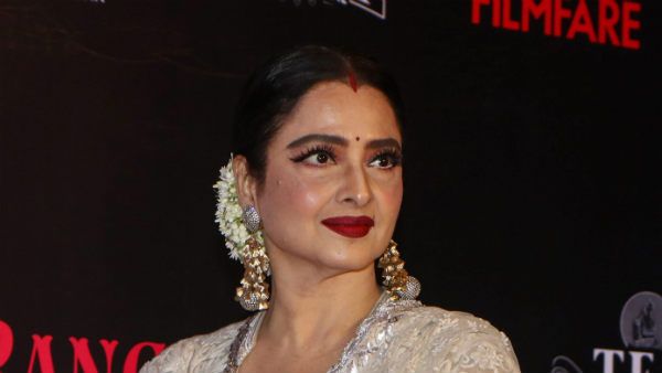 રેખાને પણ લોકોએ ખૂબ ખરુ-ખોટુ કહ્યુ હતુ