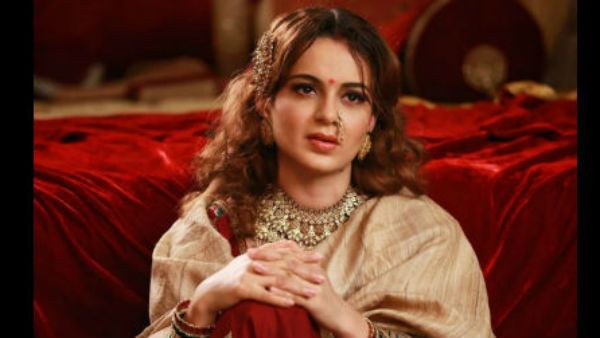 કંગના વિરુદ્ધ મુંબઈના સ્ટેશનમાં ફરિયાદ કંગના વિરુદ્ધ મુંબઈના સ્ટેશનમાં ફરિયાદ