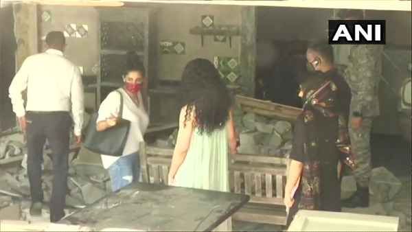 આઠવલે કંગનાને મળવા પહોંચ્યા