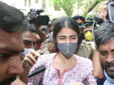 ઈન્દ્રાણી મુખરજી ઈન્દ્રાણી મુખરજી