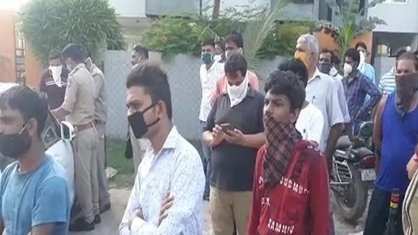 માને ખબર ના પડી, બાદમાં શોધવા લાગી