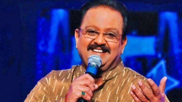 17 કલાક સુધી સતત ગીતો ગાતા